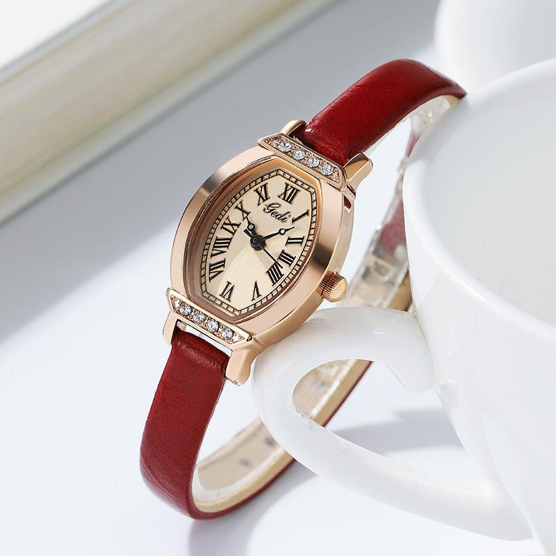 Women'S Vintage Tonneau Shell Quartz Watch, Student Niche, Roman Literary Temperament, Old Watch