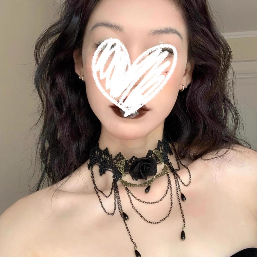 Gothic‑Style Women Choker Necklace, Halloween Lolita‑Vibe Accessories Necklace With Black Lace And Flower‑Shaped Elements
