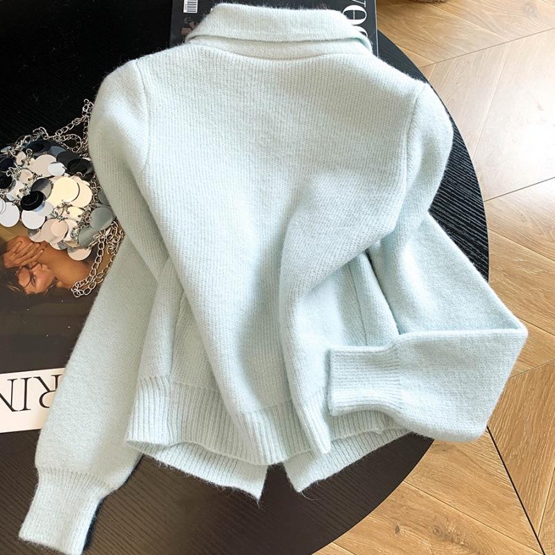 Chic Women's Winter Knit Cardigan with Pom-poms - Stylish and Versatile Design