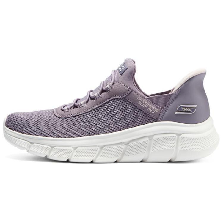 (WMNS) Skechers Knitted Running Shoes 'Qual' Women's 117502-QUAL