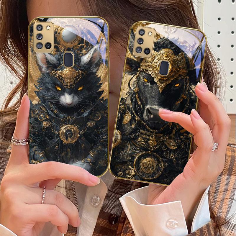 The Tiger of the Crown For Samsung A 31 32 A33 A34 35 14 A15 13 16 25 26 50 52 53 54 55 56 70 71 72 73 Golden glass phone case