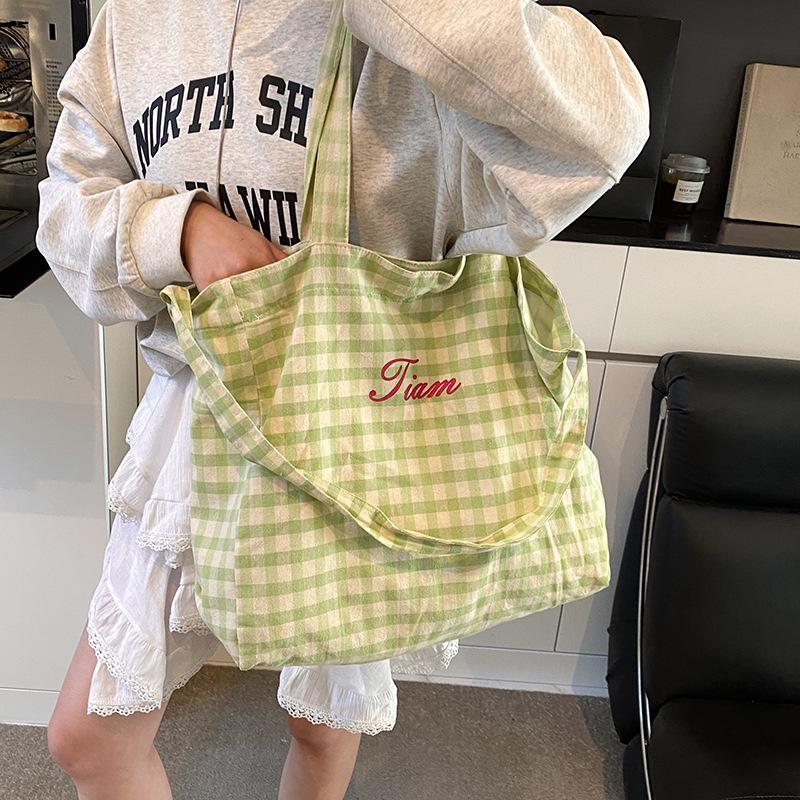 Spring and summer cute plaid shoulder bag, new letter cloth bag, large-capacity student class tote bag