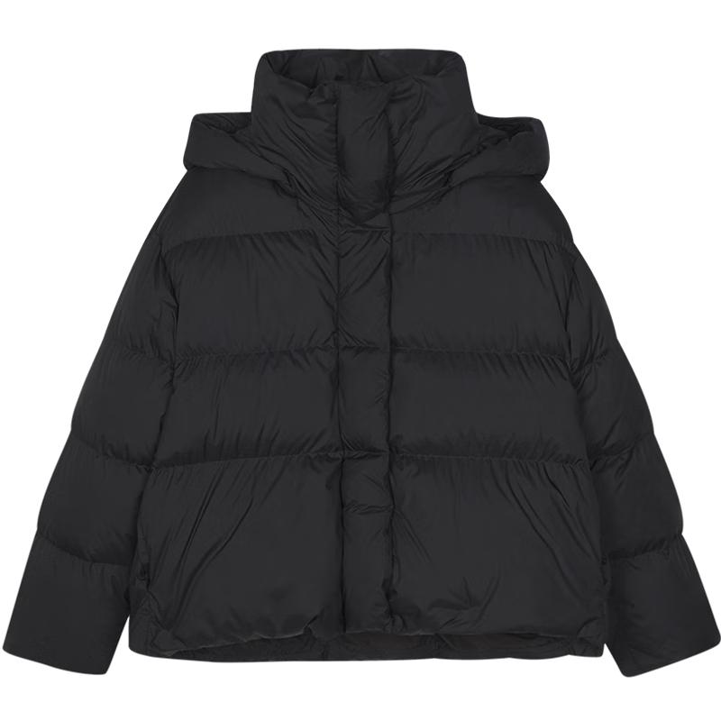 

Женский пуховик с капюшоном свободного кроя S