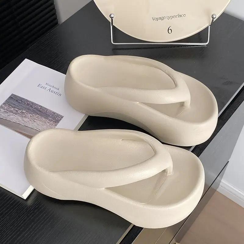 Fashion 7cm Thick Soles Raised Height Touching Character Slippers For Women To Wear Outdoors 2025 Summer Indoor Home Beach Slippers