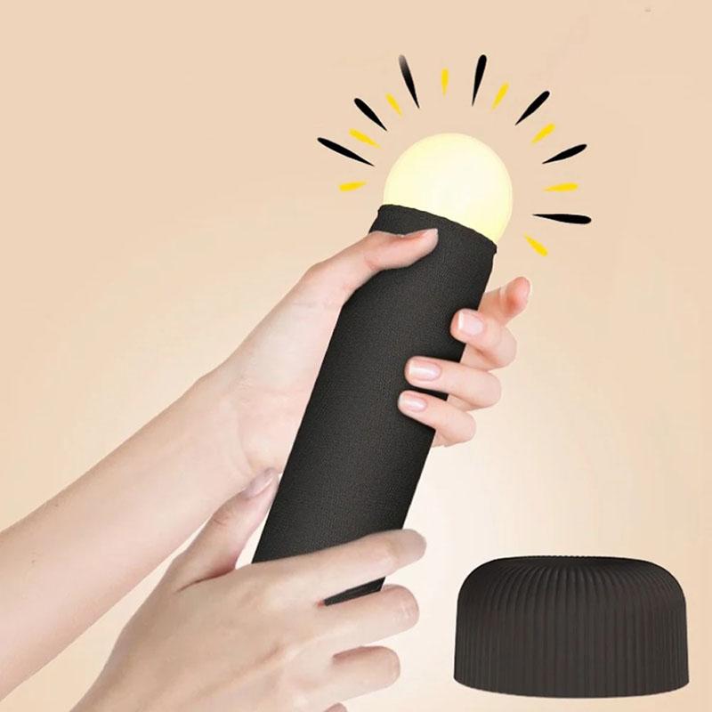 Ciekawe Ręczne Światło Nocne Kreatywna Lampa LED do Snu Oryginalny Design Unikalna Metoda Przełączania Posiada Podstawę do Postawienia na Stole