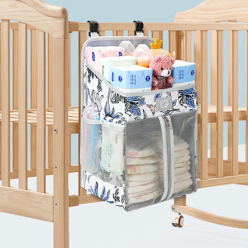 Noční stolky pro miminka Vícekomorové organizéry Se zapínací přihrádkou na pleny Omyvatelná oxfordská tkanina Závěsné řešení pro ukládání