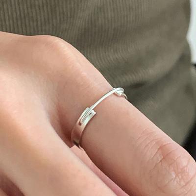 Pinaf Line Ring