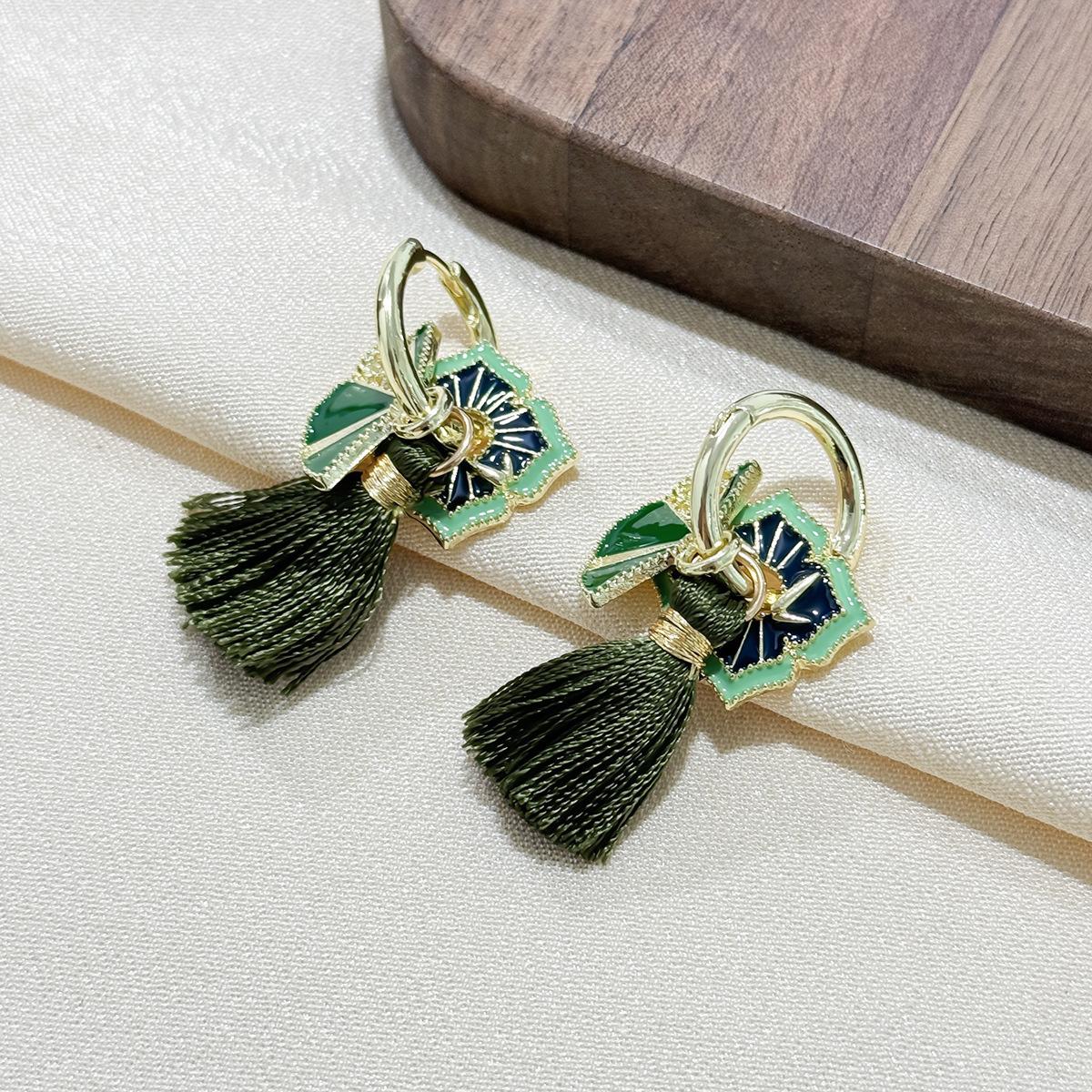 

Yang Mi Новые китайские ретро серьги антикварные серьги женские легкие роскошные премиум уникальные серьги