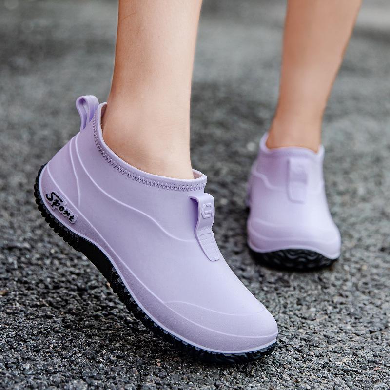 Stylish Women's Non-Slip Waterproof Ankle Rain Boots for Outdoor & Kitchen Use
