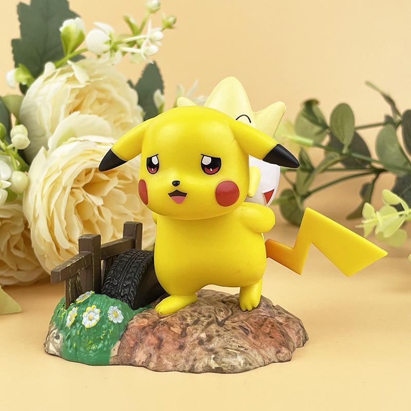 Pokémon Pikachu, Bulbasaur, Squirtle Action Figures: Desktop Ornaments