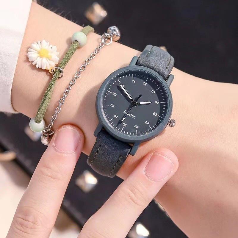 Elegant Female Wristwatch With Classic Glass Face And Decorative Function For Teens