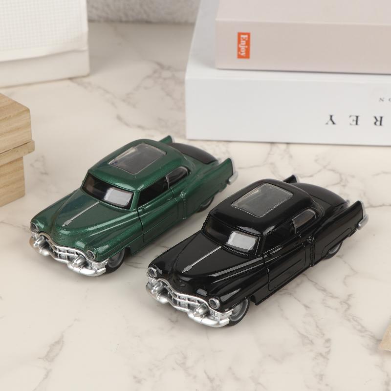 1/36 Realistic Alloy Car Model Retro Pull Back Car Toy Die-Cast Metal Toys Car Desktop Ornaments Home Office Decoration