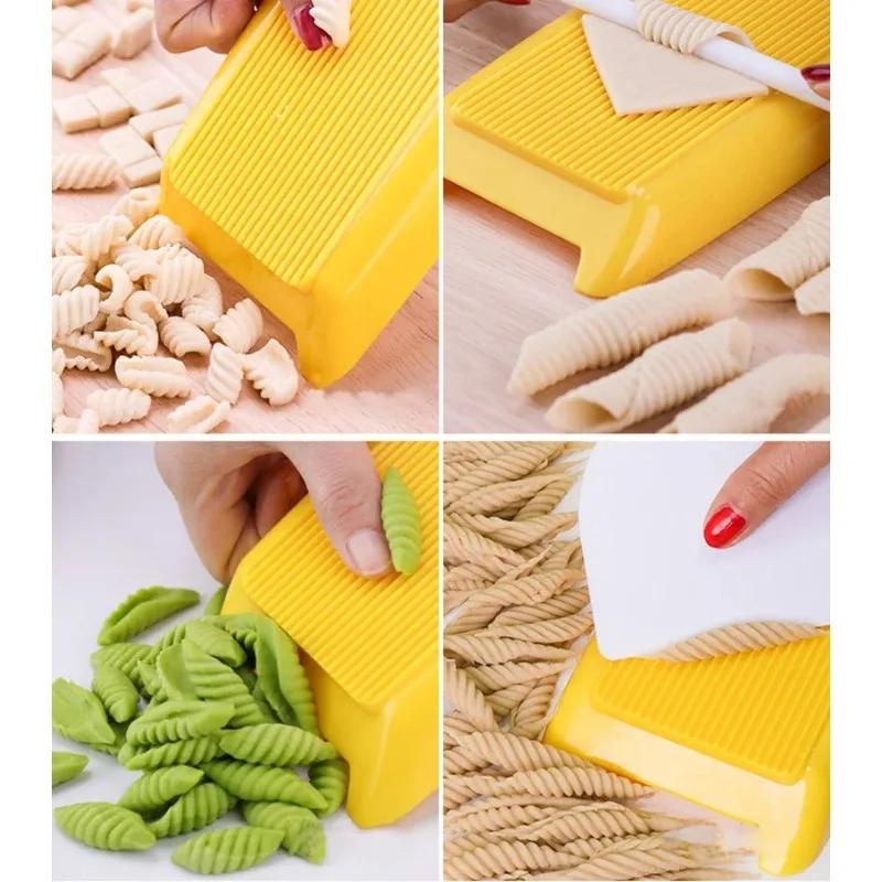 4pcs Chinese Pasta Making Board Set