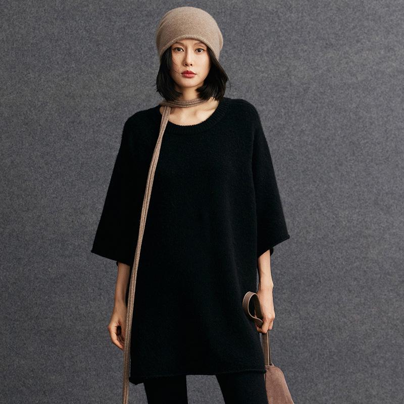 Damen Kaschmir Pullover mit Rundhalsausschnitt - Winter 2026, Mittellang, Fünf-Punkt-Ärmel, Sanfter Stil, Lockere Passform, Schlankmachende Strickware.