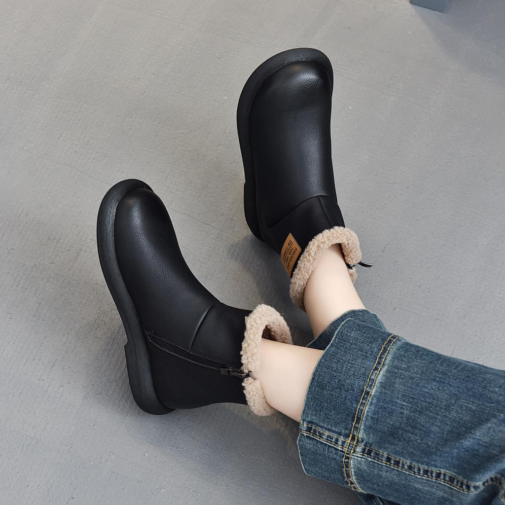 Real soft leather snow boots women's new autumn and winter velvet warm lamb flat short boots thickened cotton boots retro women's boots