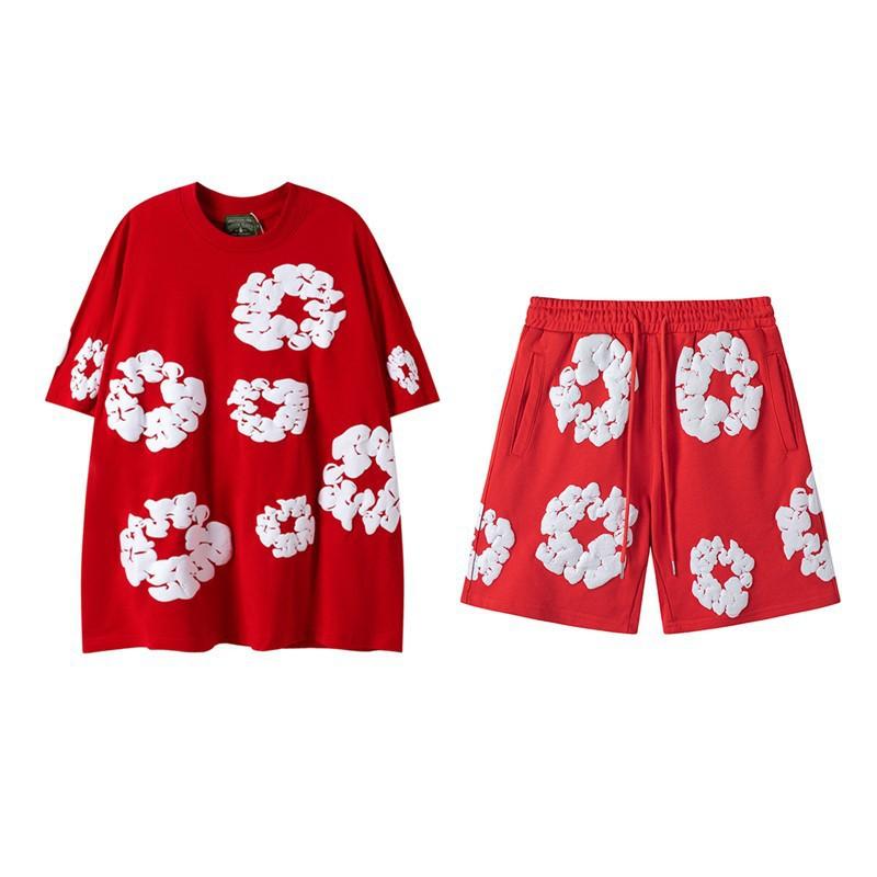 New Trendy Short-sleeved Short-pants Set with Foam Printing - Suitable for Both Men and Women, for Casual Wear.