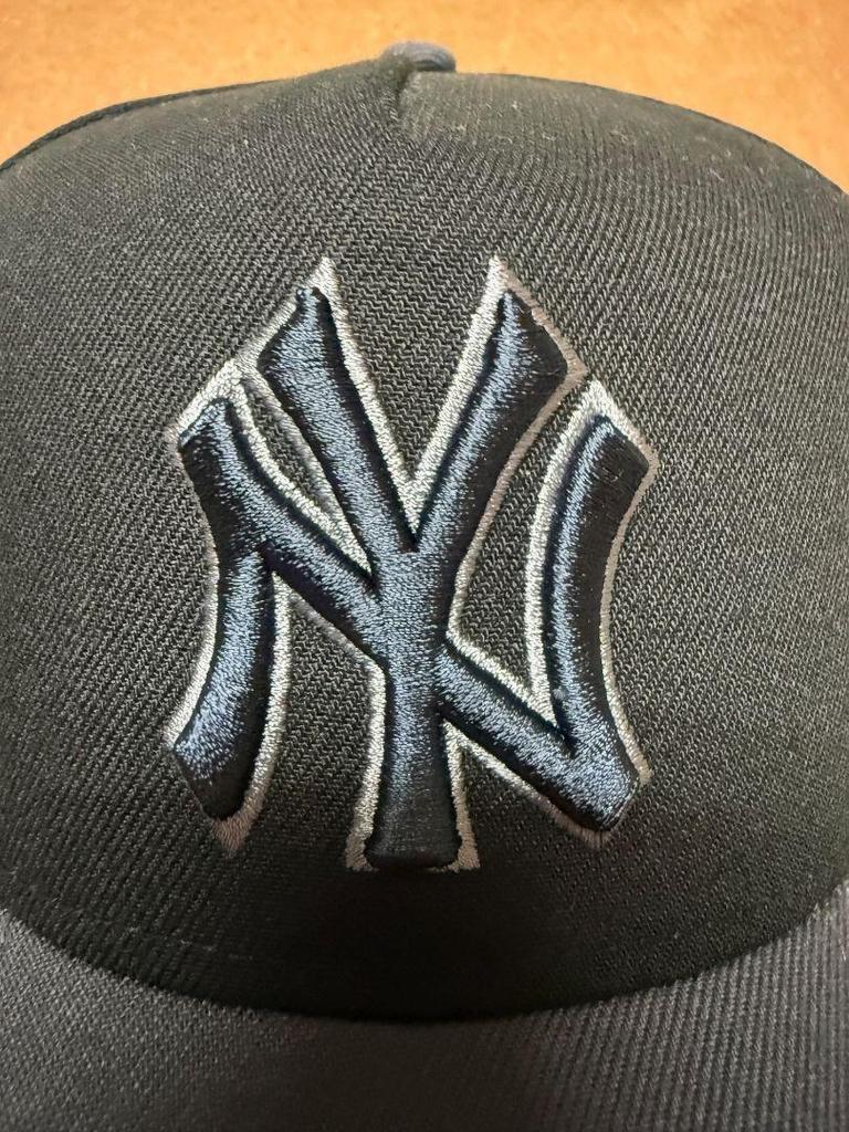 [USED] New York Yankees World Series 1999 Snapback Cap