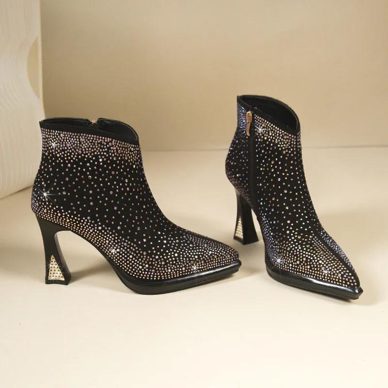 2025 New Sexy Luxurious Banquet Pointed Toe Women's Short Boots Thick Square High Heels Shiny Rhinestone Mid-Calf Modern Boots