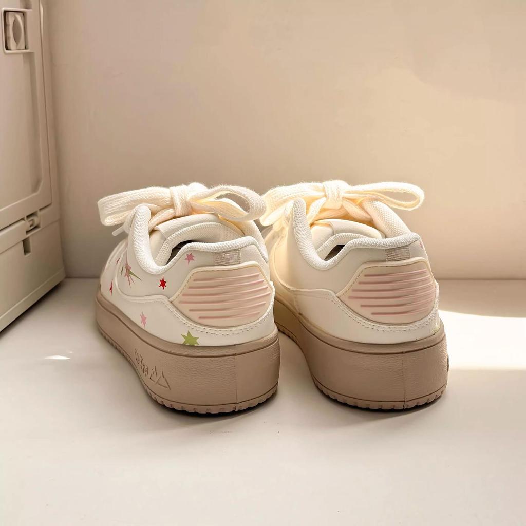 2025 Fashionable Women's Thick-Soled White Sneakers: Versatile Autumn/Winter Casual & Sports Shoes