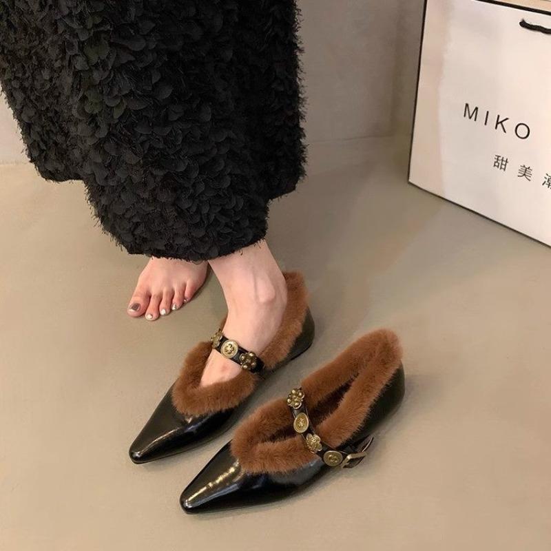 Designer Women Winter New Pointed Toe Loafers Retro British Style Warm Boots Women Casual Slip on Women Shoes Botas De Mujer