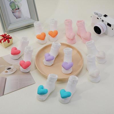 1 Paar Sommerliebe Baby Mid-Tube-Socken, dreidimensionale Liebesbaby-Netzsocken, niedliche und superniedliche dünne Babysocken für Neugeborene