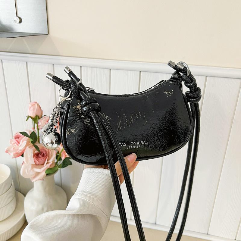 Trendy Fashionable Cross-body Bag, Small Bag with A Chic and Simple Design, Diagonal Cross-body Small Square Bag