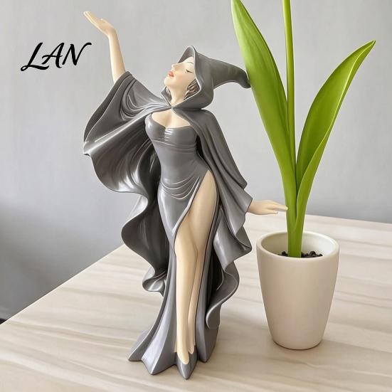 High-end Photography Prop Mysterious Black Cloak Witch Queen Resin Statue, Gothic Elegant Female Stylized Sculpture Figurine, Dark Art for Entryway
