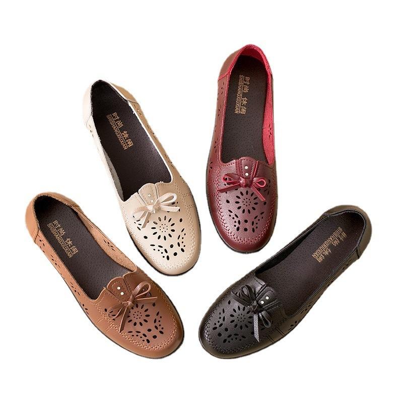 Soft-soled New Shoes Single Shoes Flat-soled Hollow Leather Shoes Medium and Old Women's Shoes Spring and Summer Women's Leather Sandals