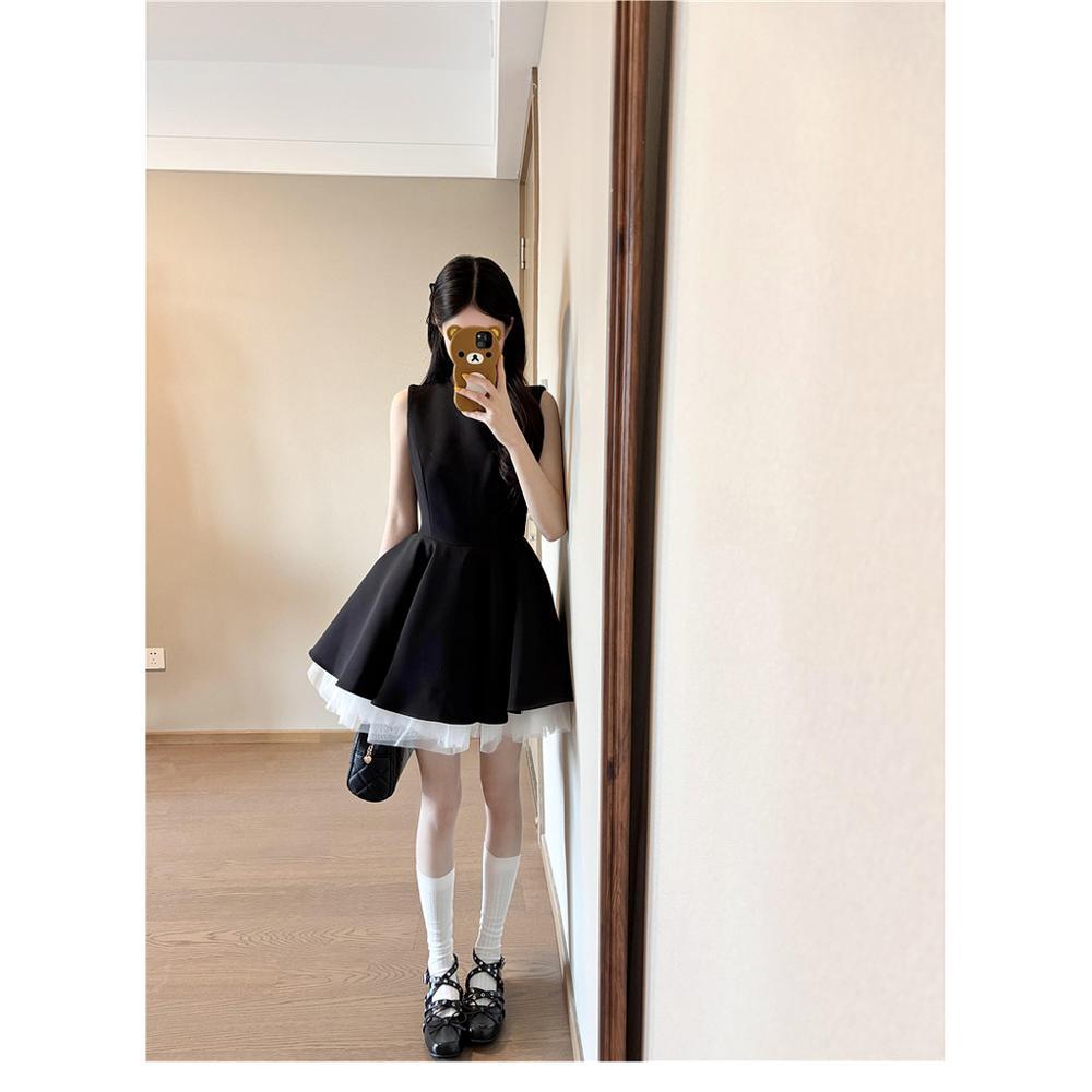 Hepburn style advanced sense super good-looking vest dress niche casual style beautiful unique waist skirt summer
