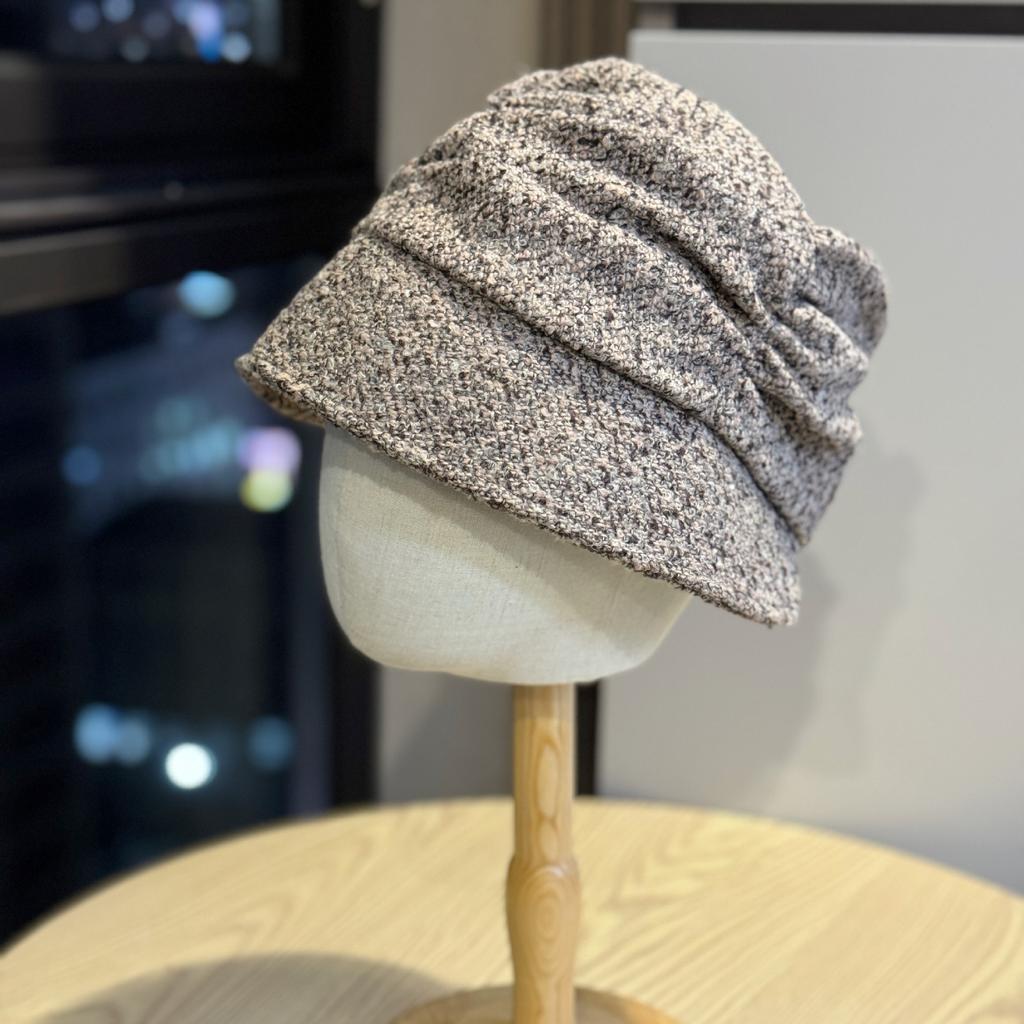 Korean-style vintage pleated fisherman hat for women, new autumn and winter versatile elegant tweed bucket hat