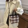 Chic Vintage Plaid Bucket Bag For Women With Soft Fabric And Trendy Street Style
