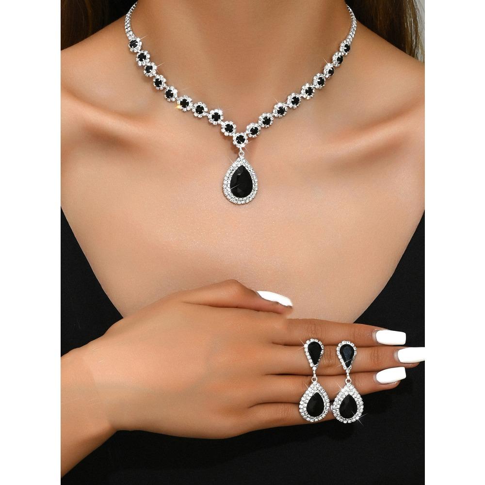 Claw Chain Inlaid Crystal Women's Versatile Jewelry Necklace Earrings Set