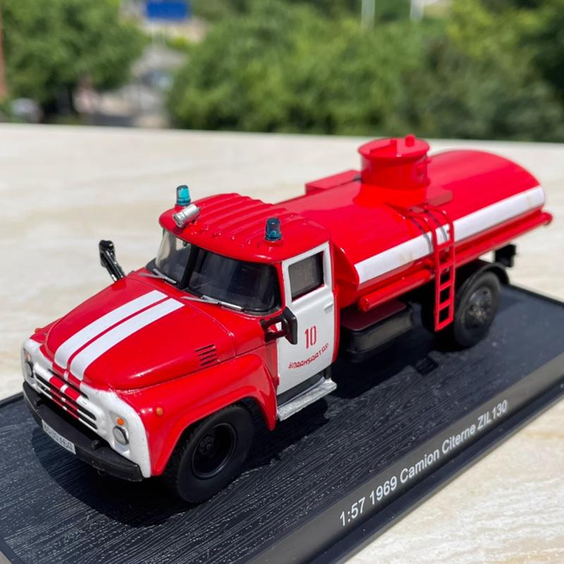 Diecast 1:57 Scale 1969 Camion Citerne ZlL 130 Soviet Alloy Fire Engine Car Model Boy Holiday Gifts Toy Collection Static Show