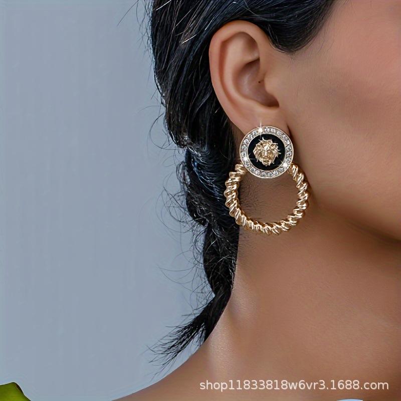 Módní náušnice pro ženy dámy