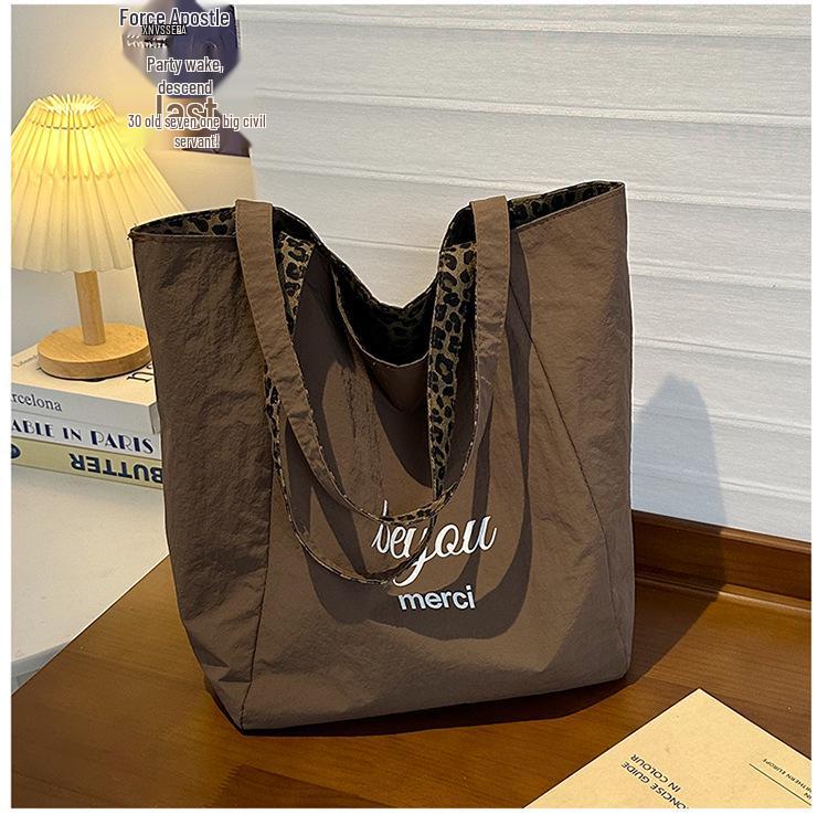 

Women s Fashion Versatile Large Capacity Shoulder Tote Bag for College and Commute коричневий