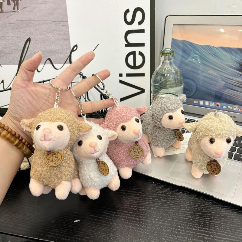 2027 Year of the Sheep Plush Lamb Keychain Lightweight Fluffy Pendant Cute Bag Charm for Wedding Party Favors