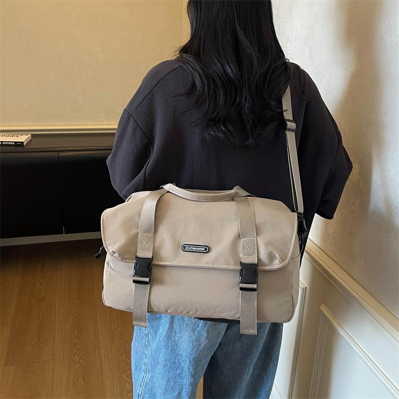 Travel Bag Large Capacity Weekender Overnight Carry on Duffle Bags Sports Fitness Gym Bags for Women