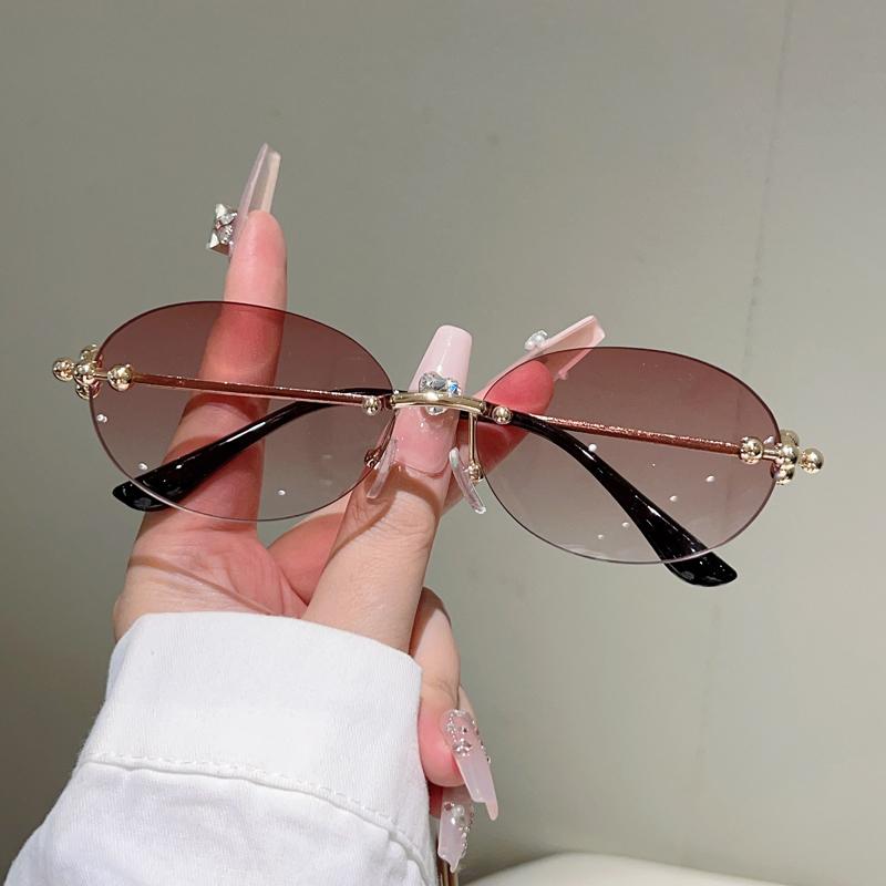 Rimless Oval Sunglasses Women  New in Fashion Vintage Decor Shades Trendy Brand Designer Gradient Casual Sun Glasses