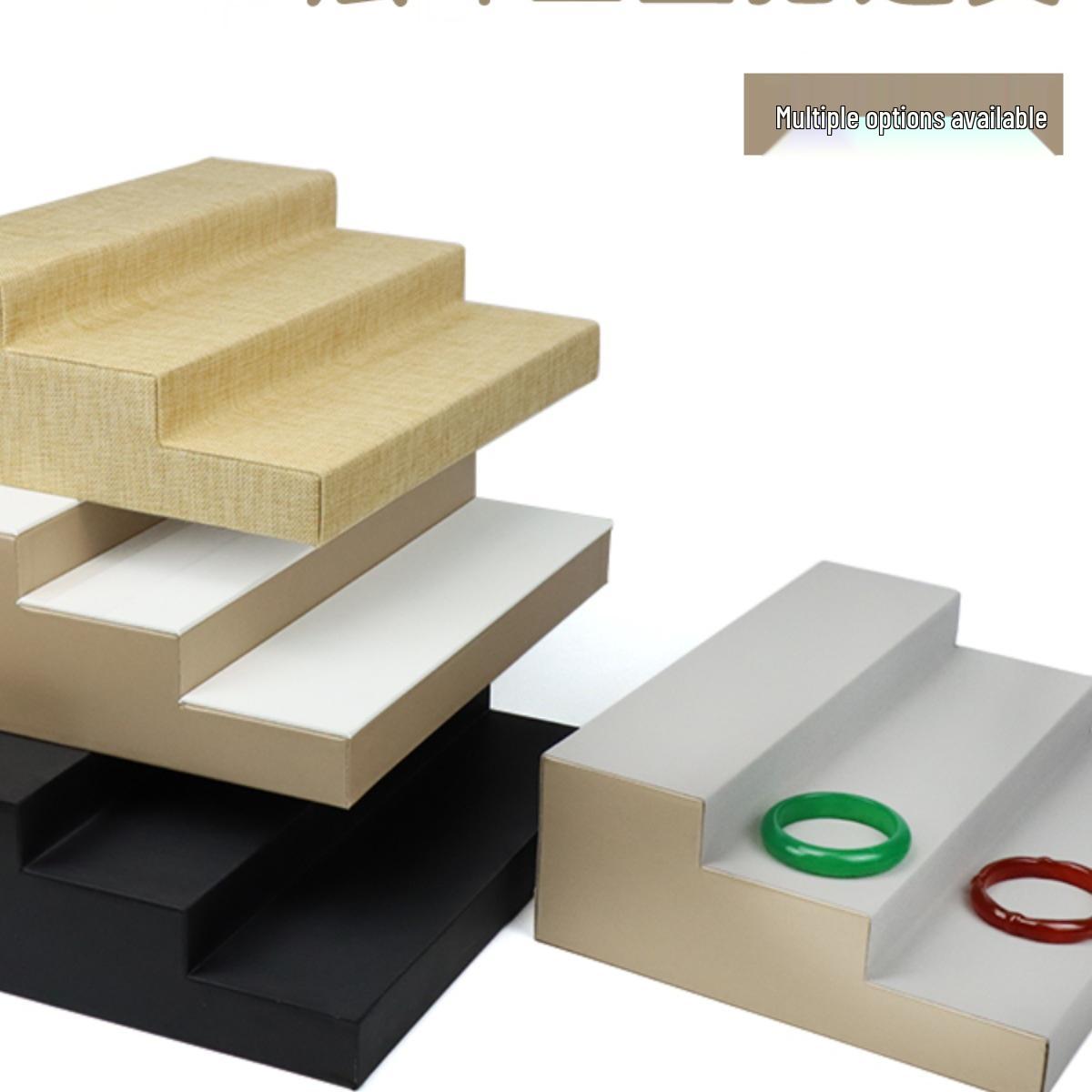 Трехуровневая подставка для демонстрации ювелирных изделий для браслетов, часов и колец Brown Velvet