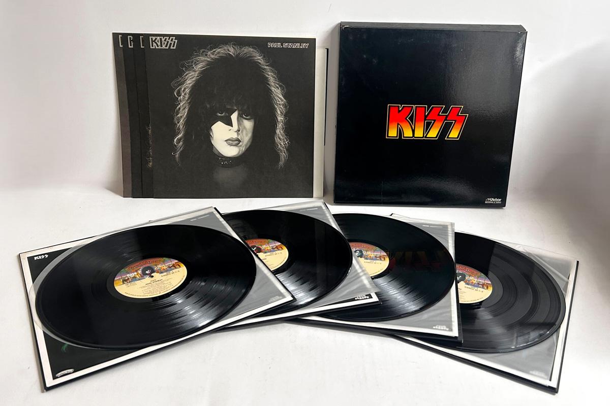 

Платівка KISS Kiss VIP657780 CASABLANCA 1978 Японія Рок Вживана
