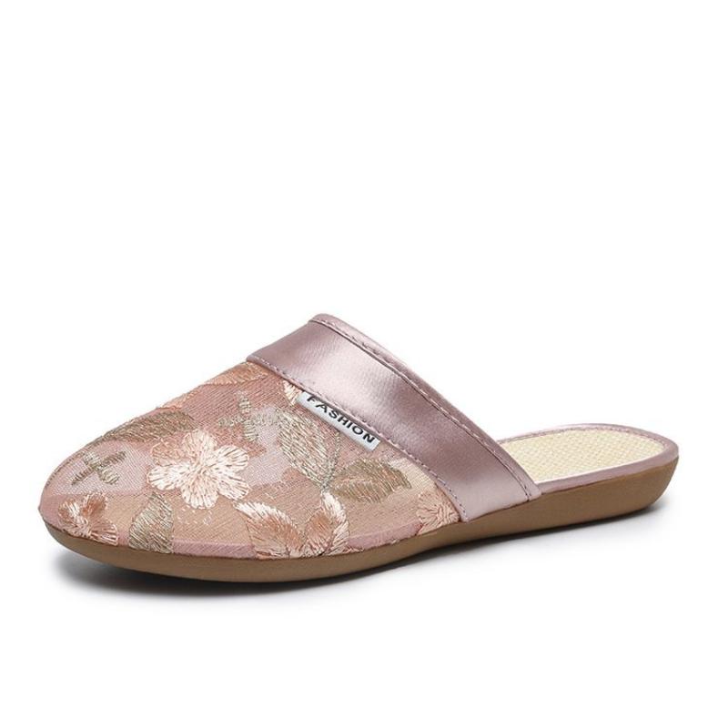 Fashion Women Summer Slippers Baotou Chinese Embroidery Flowers Sandals Ladies Casual Flip Flops National Indoor Outdoor Shoes
