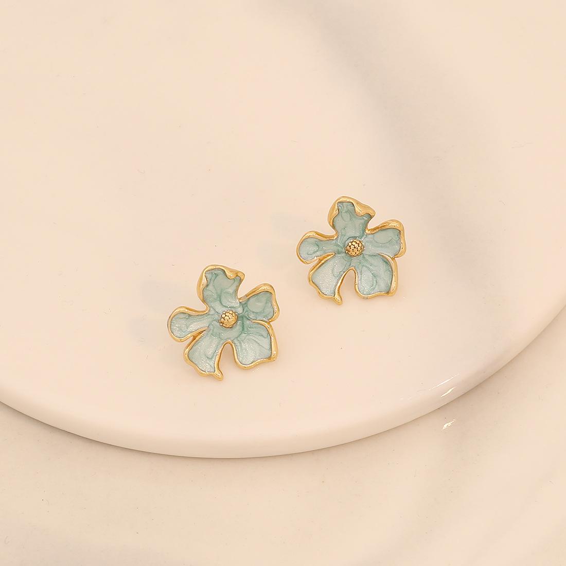 Dripping oil flower stainless steel stud earrings, geometric irregular square earrings, European and American style jewelry зелёный