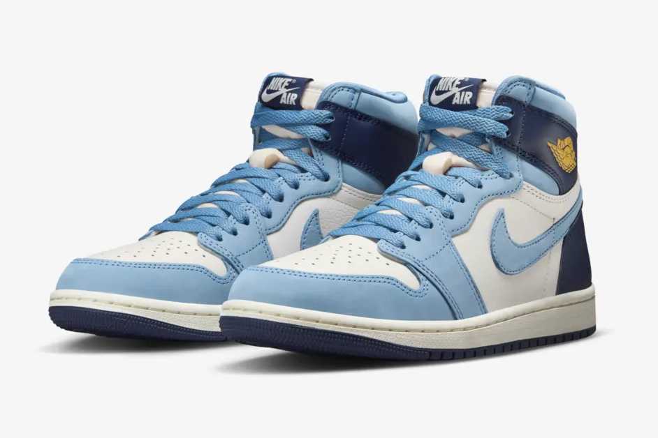FD2596-400 Nike Air Jordan 1 Retro High OG First in Flight (Women s) 12W
