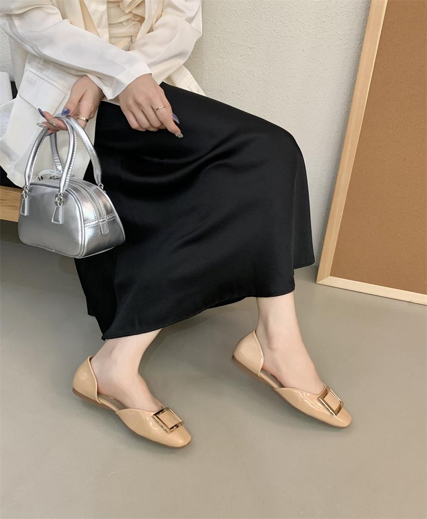 

~ Niche design sense square head metal buckle shallow mouth single shoes women s 2025 new outer commuter flat shoes 39 хаки