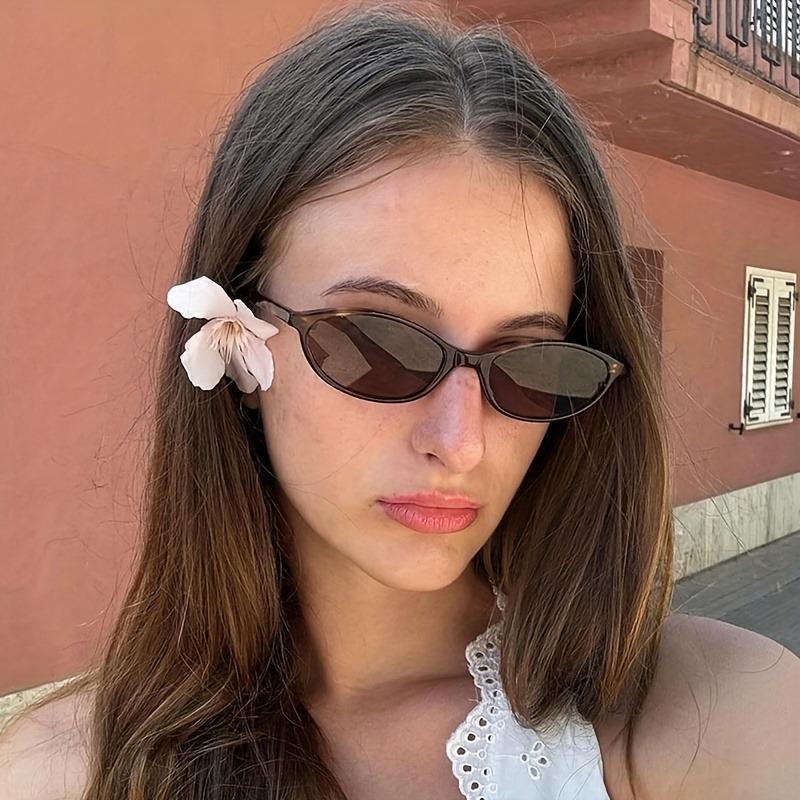 1 Pair Women Oval Frame Glasses Fashion Eyewear for Women Stylish and Lightweight