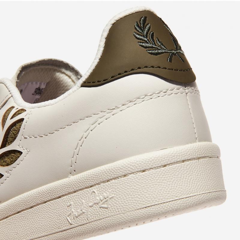 Fred Perry B721 Leather Branded B7323 Porcelain Uniform Green  U04 