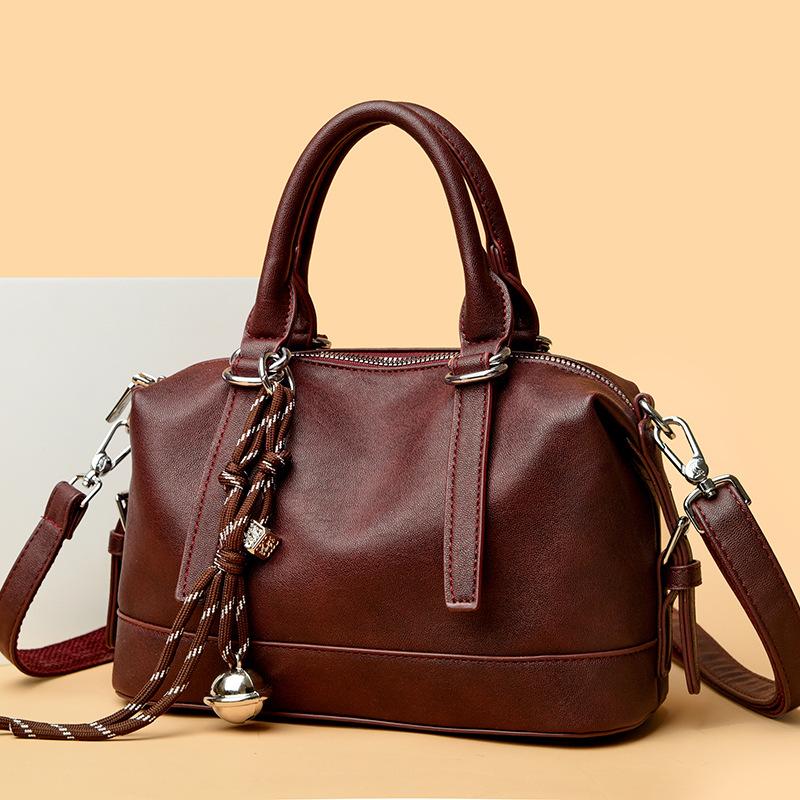Retro Soft Leather Bag Handbag Women's High-end Sense Versatile Large-capacity Shoulder Messenger Bag