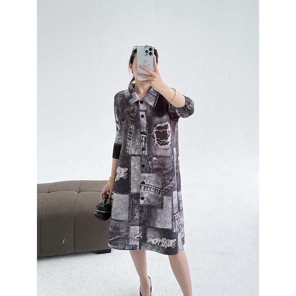 

2025 Spring/Summer French Denim Print Lapel Midi Dress - Casual, Loose Fit for Women One Size