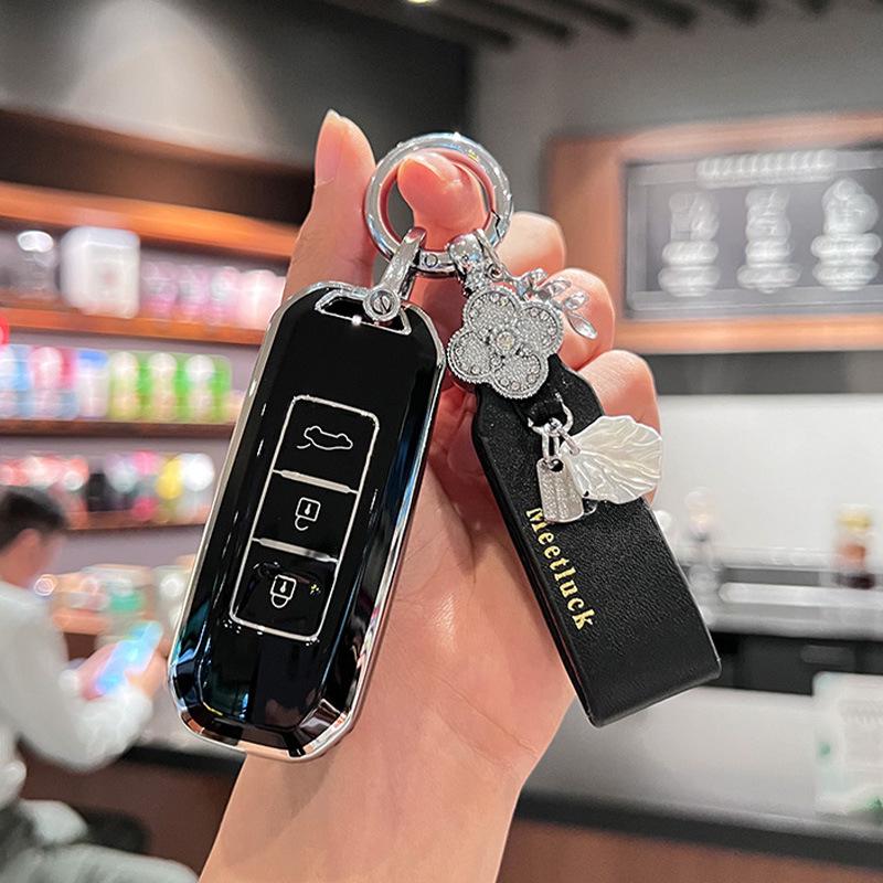 Baojun 560/530/510/730/310w/E100/E200 Car Key Cover - Protective Case with Buckle for Men & Women