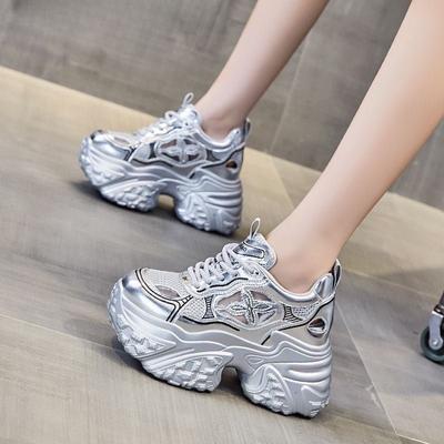 New Trending Chunky Platform Sneakers Niche Design Women's Athletic Shoes for Casual Outfits